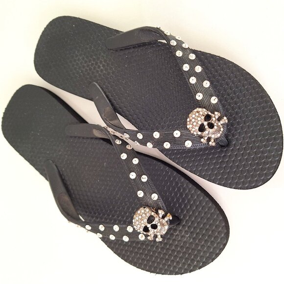 Sparkly skulls flip-flops - Picture 1 of 2